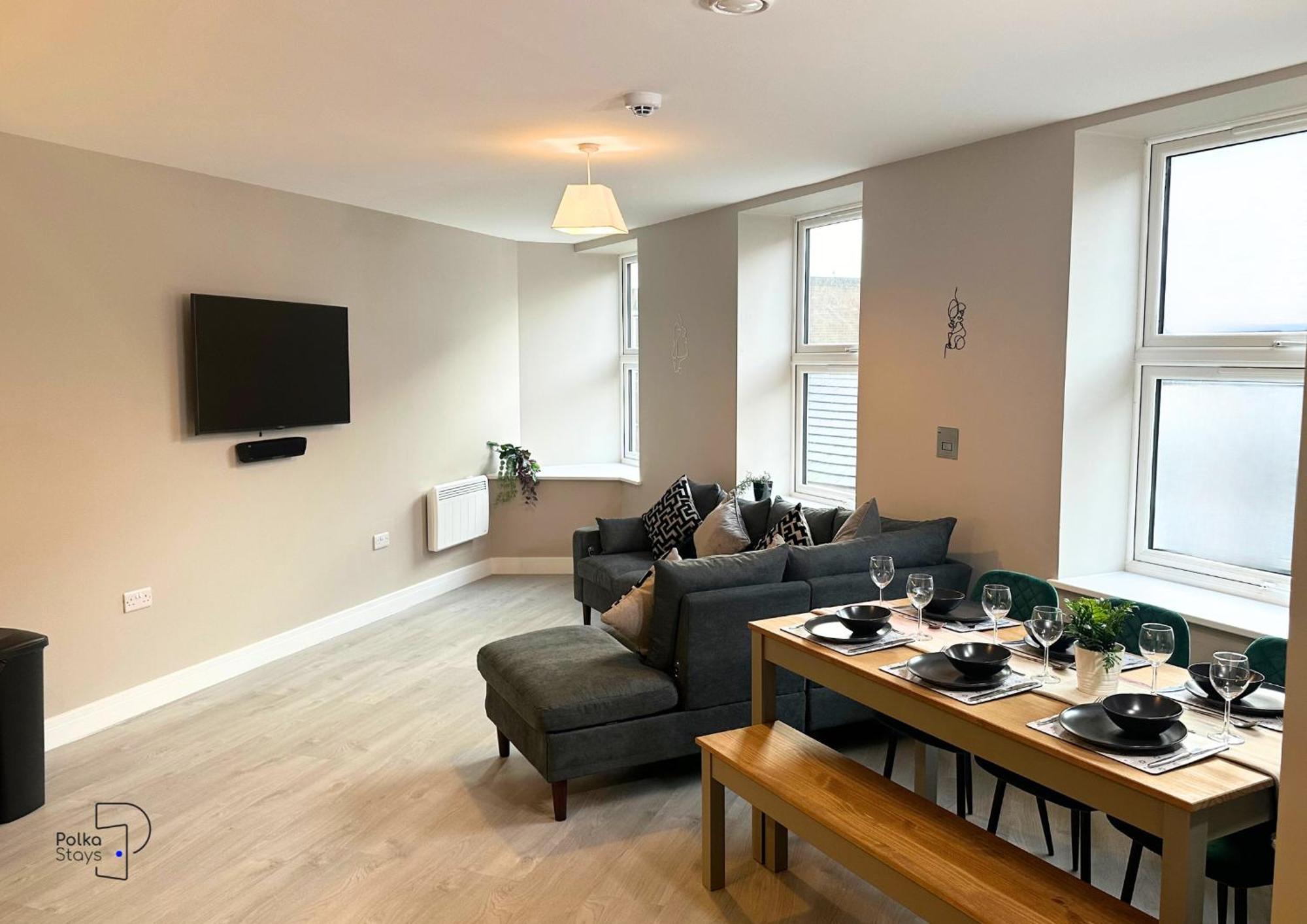 Hanley, Stoke - Modern Spacious Apartments By Polkastays Exterior photo