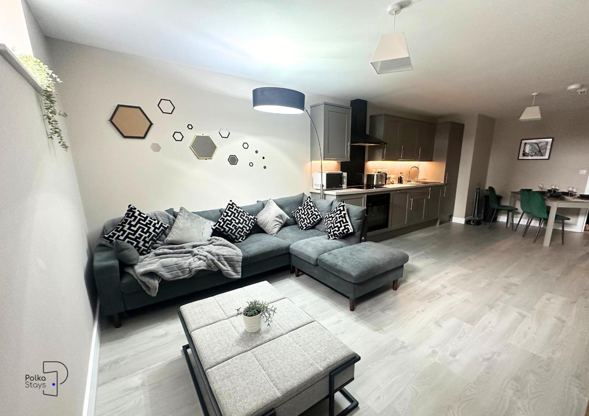 Hanley, Stoke - Modern Spacious Apartments By Polkastays Exterior photo