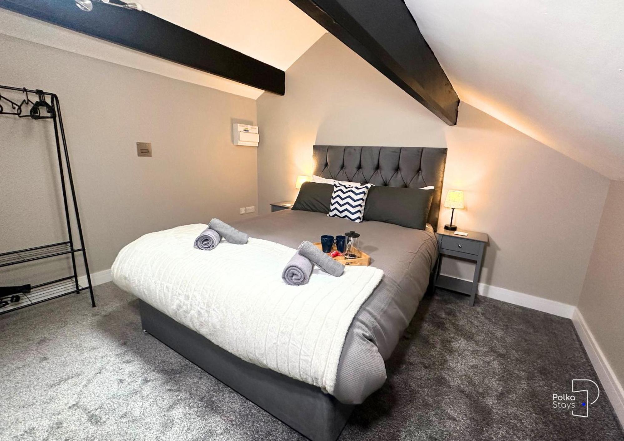 Hanley, Stoke - Modern Spacious Apartments By Polkastays Exterior photo