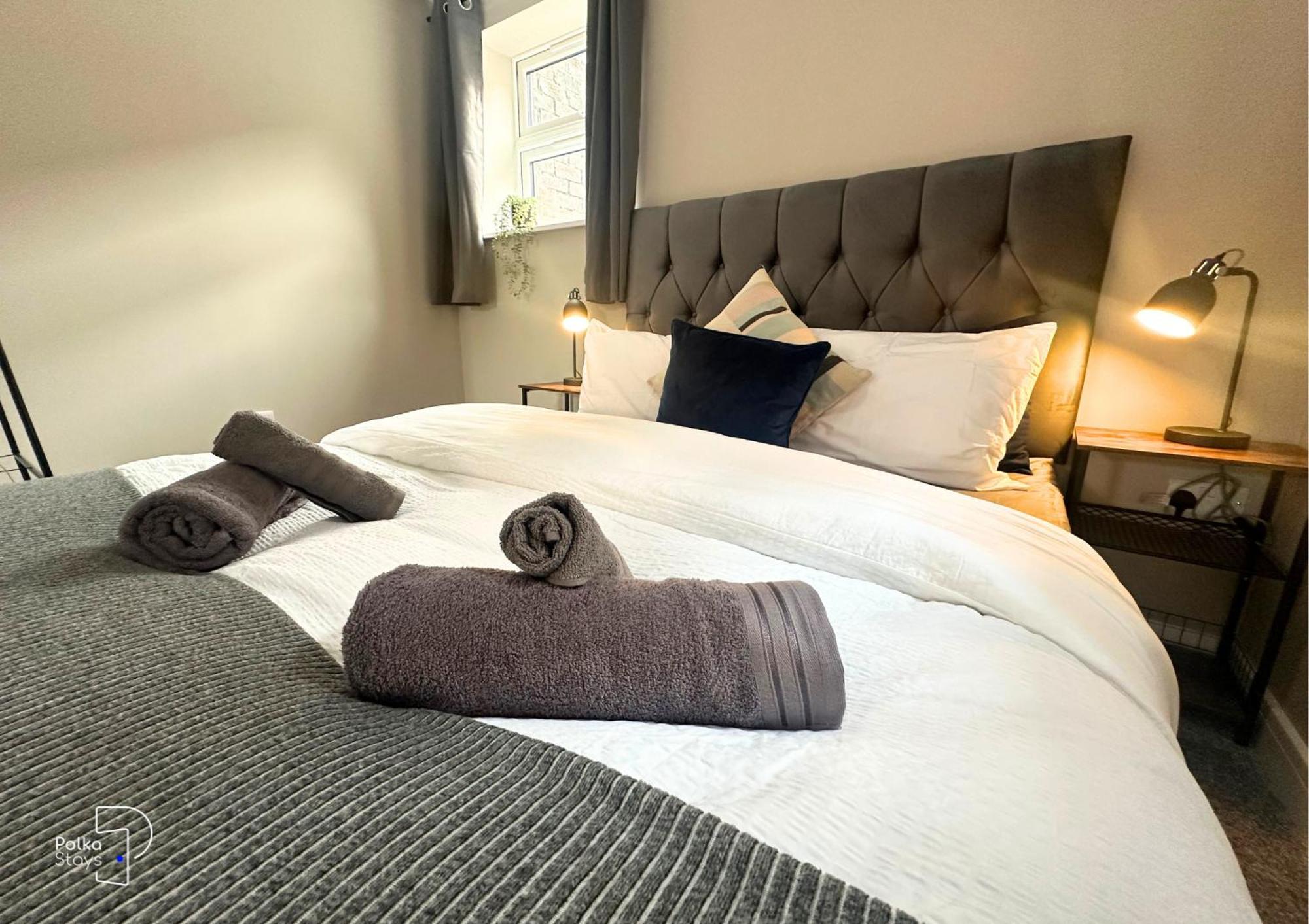 Hanley, Stoke - Modern Spacious Apartments By Polkastays Exterior photo