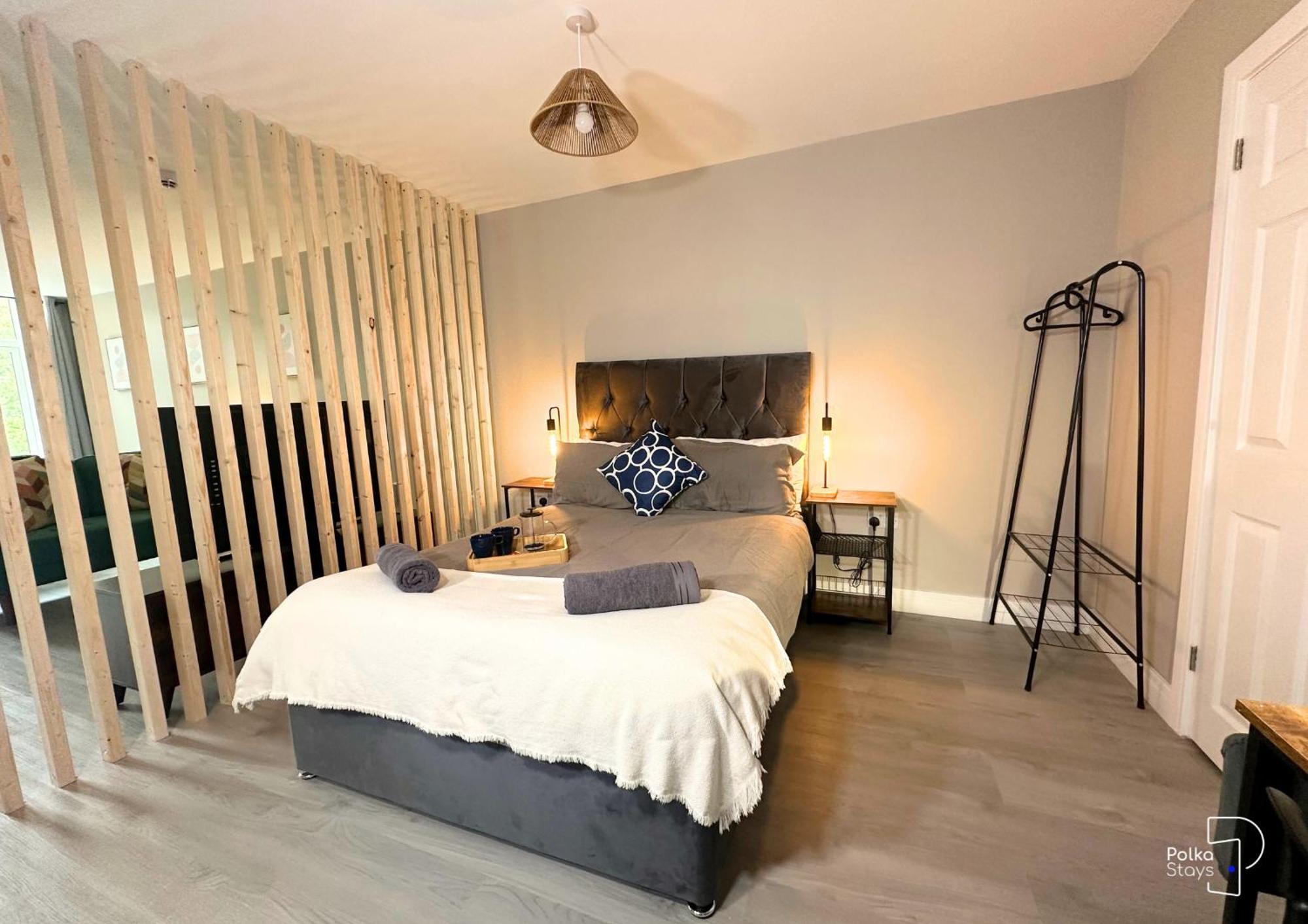Hanley, Stoke - Modern Spacious Apartments By Polkastays Exterior photo