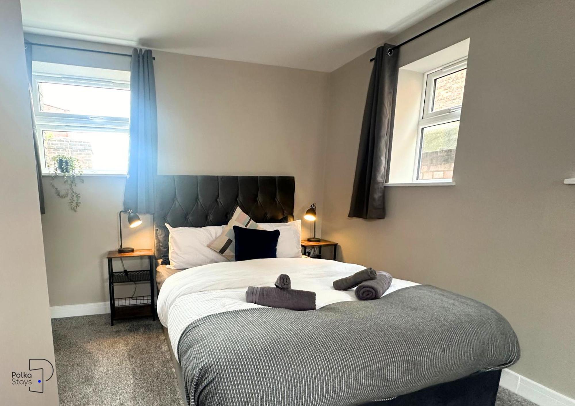 Hanley, Stoke - Modern Spacious Apartments By Polkastays Exterior photo