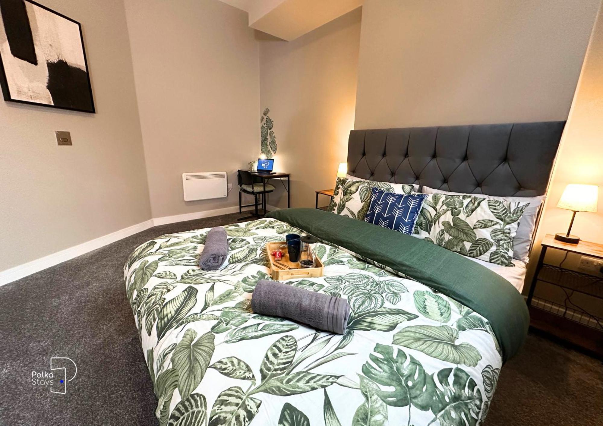 Hanley, Stoke - Modern Spacious Apartments By Polkastays Exterior photo